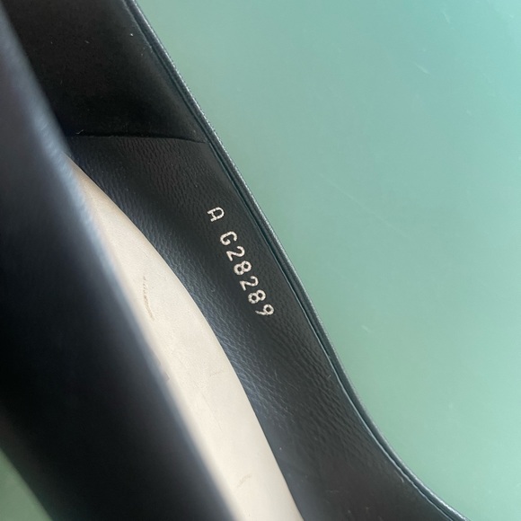 Chanel interlocking logo pumps - Picture 6 of 15